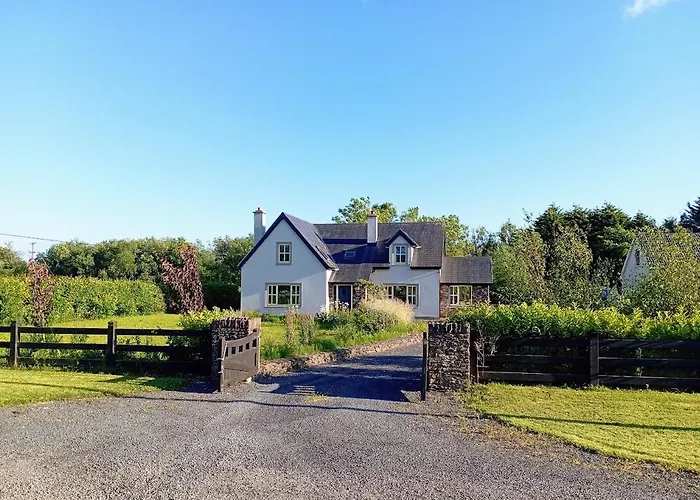 Conveniently Located House To Enjoy All Of Kerry